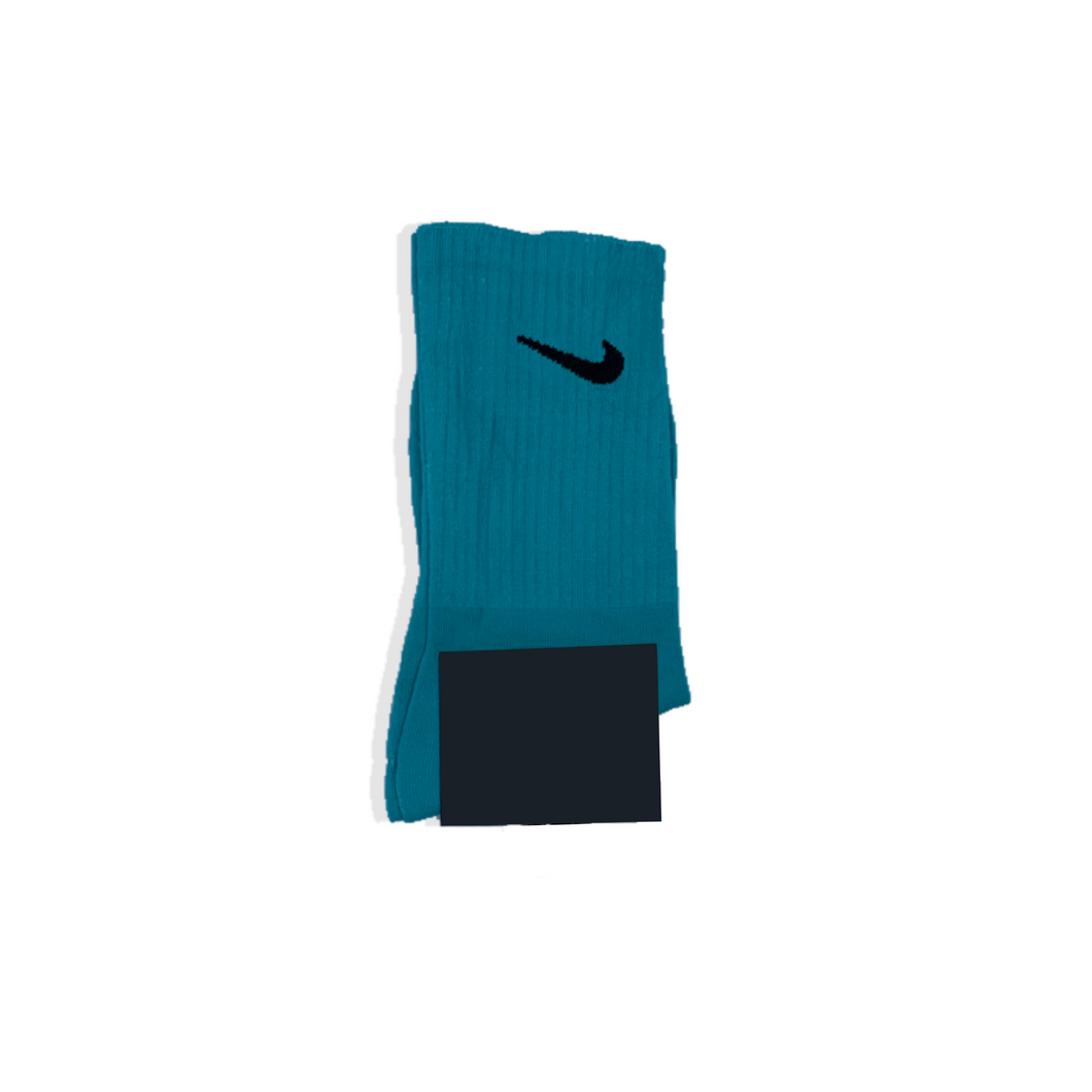 SWOOSH  GREEN BLUE SOCKS